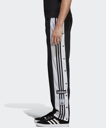 adidas（アディダス）の「スナップパンツ [SNAP PANTS