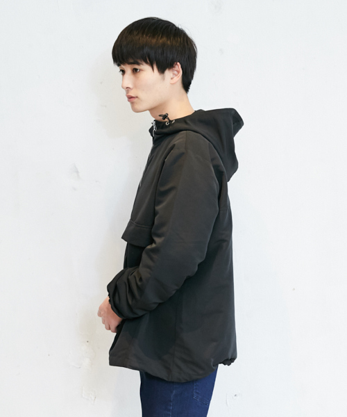 PairPair(ペアペア)の「【ZOZO限定アイテム】ハーフジップマウンテンパーカー(マウンテンパーカー・メンズ・ブラック・FREE)」の6枚目の写真