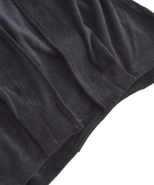 ROOPTOKYO(ループトウキョウ)の「tHING FABRICS/シングファブリックス TF Tuck blazer(ノーカラージャケット・レディース・ブラック/ベージュ/グレー・FREE)」の4枚目の写真