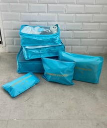 CLEA（クレア）の「トラベルポーチ6点セット（ポーチ）」