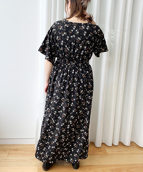 apres jour（アプレジュール）の「花柄カシュクールワンピース【ZOZOTOWN限定アイテム】（ワンピース・レディース・ブラック/ベージュ/モカ・フリー）」の8枚目の写真