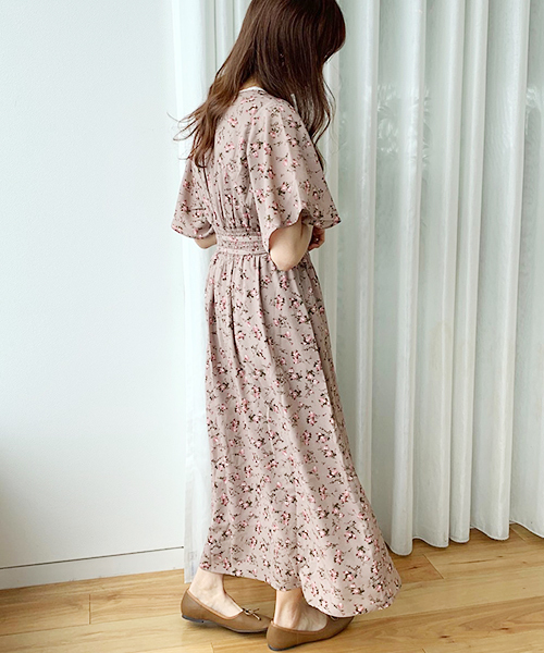 apres jour（アプレジュール）の「花柄カシュクールワンピース【ZOZOTOWN限定アイテム】（ワンピース・レディース・ブラック/ベージュ/モカ・フリー）」の17枚目の写真