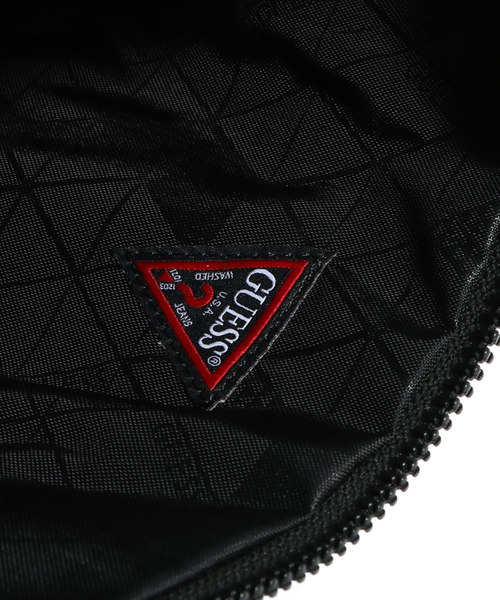 Guess（ゲス）の「GUESS/ゲス CROSSBODY BAG サコッシュバッグ