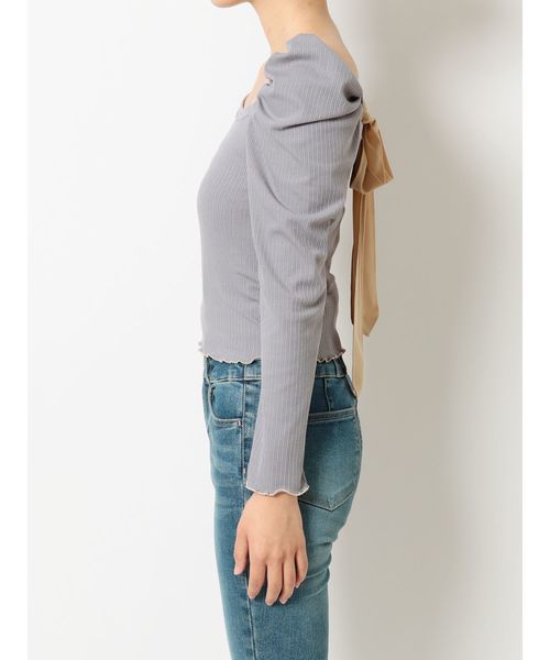 dazzlin(ダズリン)の「バックリボンパワショルトップス(Tシャツ/カットソー・レディース・オフホワイト/ブラック/ブルー/モカ・FREE)」の19枚目の写真