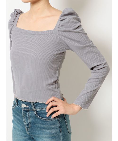 dazzlin(ダズリン)の「バックリボンパワショルトップス(Tシャツ/カットソー・レディース・オフホワイト/ブラック/ブルー/モカ・FREE)」の22枚目の写真