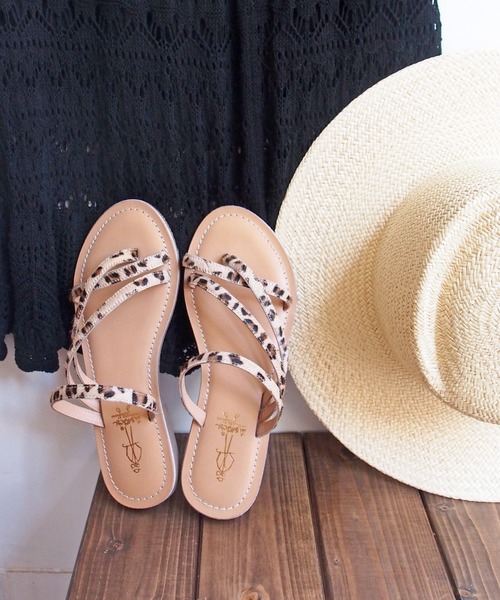 あしながおじさん（アシナガオジサン）の「リゾートサンダル / あしながおじさん（サンダル・レディース・ブラック/マルチ/レオパード/キャメル/レッド・LL/S/M/L）」の5枚目の写真