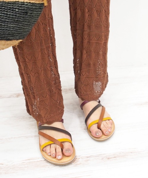 あしながおじさん（アシナガオジサン）の「リゾートサンダル / あしながおじさん（サンダル・レディース・ブラック/マルチ/レオパード/キャメル/レッド・LL/S/M/L）」の4枚目の写真