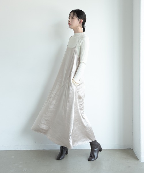 Aunt Marie's(アントマリーズ)の「AUNT MARIE'S ダブルサテン切り替えキャミワンピース(ワンピース・レディース・ブラック/モカ/ベージュ・FREE)」の15枚目の写真