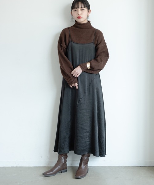 Aunt Marie's(アントマリーズ)の「AUNT MARIE'S ダブルサテン切り替えキャミワンピース(ワンピース・レディース・ブラック/モカ/ベージュ・FREE)」の4枚目の写真