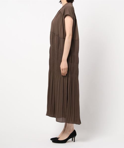 12Twelve Agenda(トゥエルブ アジェンダ)の「マジョリカプリーツシャツワンピース(ワンピース・レディース・ピンク/ミント/チャコールグレー・M)」の7枚目の写真