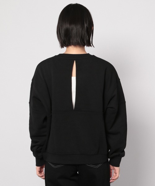 PAGEBOY（ページボーイ）の「バックオープンウラケプルオーバー(トレーナー/スウェット/裏毛)（スウェット・レディース・オフホワイト/ブラック/ダークブラウン/パープル・FREE）」の21枚目の写真