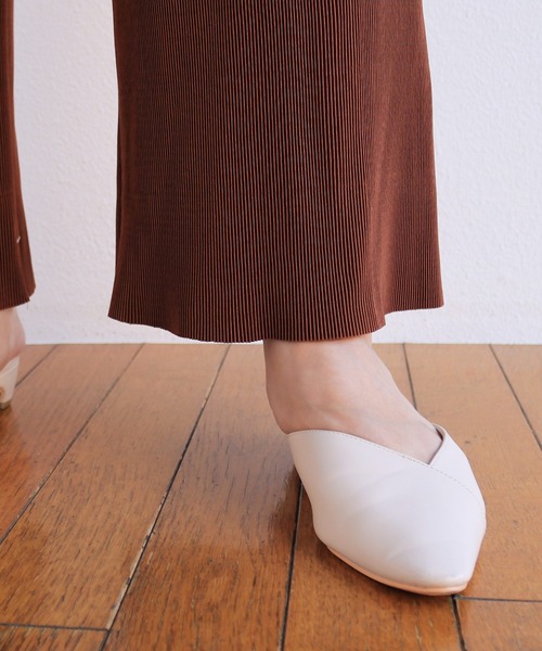 andme(アンドミー)の「プリーツワイドパンツ ウエストゴム(その他パンツ・レディース・ブラック/ブラウン/ブルー/グリーン/チャコールグレー/ライトブラウン・M)」の12枚目の写真