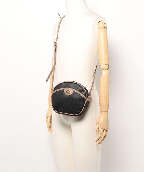 ALTROSE（アルトローズ）の「ショルダーバッグ　[ｱﾒﾘｱ]（ショルダーバッグ・レディース・ホワイト/ブラック/ベージュ/ブラウン/ピンク・FREE）」の13枚目の写真