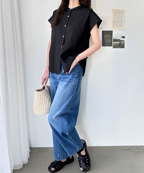 GeeRA(ジーラ)の「無地/ストライプ バンドカラーフレンチスリーブシャツブラウス(シャツ/ブラウス・レディース・オフホワイト/カーキ/ブラック/モカ/ブルー/ブルー系その他・SMALL/X-LARGE/XX-LARGE/MEDIUM/LARGE)」の12枚目の写真