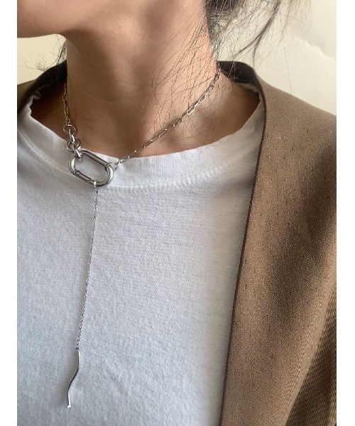 mou(モウ)の「ナスカンチェーンネックレス(ネックレス・レディース・シルバー・FREE)」の2枚目の写真