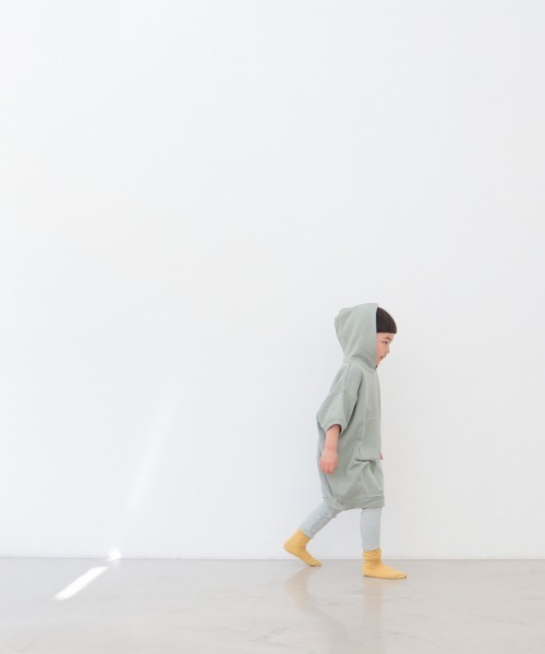 LOWRYS FARM（ローリーズファーム）の「ＢＩＧフーディーＳＳ　937772（パーカー・キッズ・グリーン/アイボリー/モカ・110/120/130/140/150）」の10枚目の写真