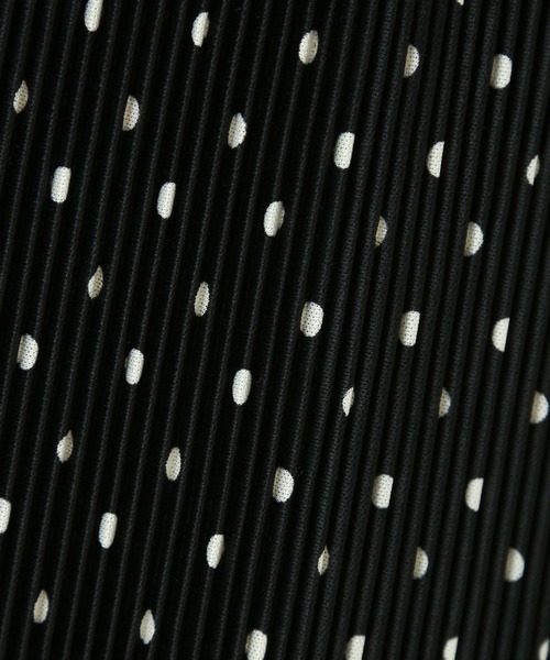 CHARM BERRY TIC(チャームベリーチック)の「総柄クリスタルプリーツパンツ(その他パンツ・レディース・ブラック系その他/ブラック系その他2・M)」の9枚目の写真