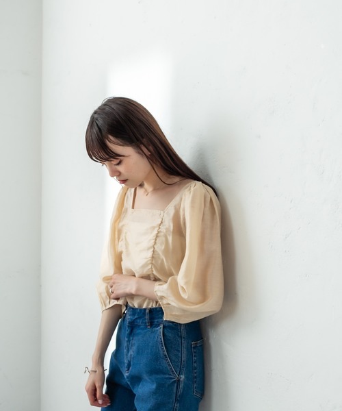 mystic（ミスティック）の「シアーギャザー使いブラウス（シャツ/ブラウス・レディース・ブラック/ベージュ/オフホワイト・FREE）」の10枚目の写真