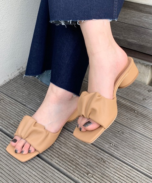 EVOL（イーボル）の「【EVOL】ソフトスクエアサンダル IQ9581（サンダル・レディース・ブラック/ベージュ/アイボリー・S/M/LL/L）」の11枚目の写真