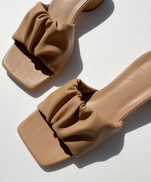 EVOL（イーボル）の「【EVOL】ソフトスクエアサンダル IQ9581（サンダル・レディース・ブラック/ベージュ/アイボリー・S/M/LL/L）」の16枚目の写真