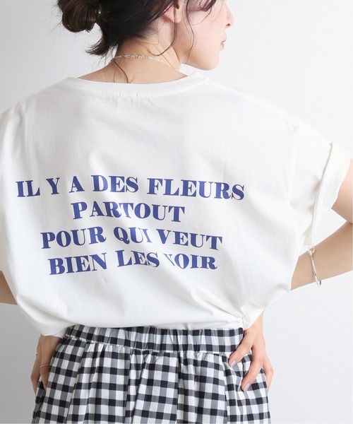 IENA（イエナ）の「BACK LOGO Tシャツ◆（Tシャツ/カットソー・レディース・ホワイト/ネイビー/サックスブルー/ナチュラル・FREE）」の2枚目の写真