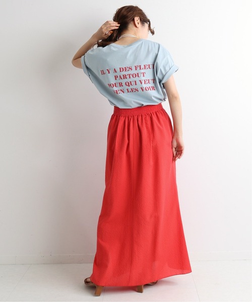 IENA（イエナ）の「BACK LOGO Tシャツ◆（Tシャツ/カットソー・レディース・ホワイト/ネイビー/サックスブルー/ナチュラル・FREE）」の9枚目の写真