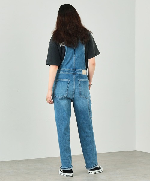 EDWIN(エドウィン)の「essentials オーバーオール(サロペット/オーバーオール・レディース・ブラック系その他/ブルー/ライトインディゴブルー/ホワイト・SMALL/MEDIUM)」の11枚目の写真