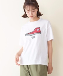 CONVERSE（コンバース）の「【CONVERSE/コンバース】シューズ柄アップリケ　ワッフルＴシャツ ブランドロゴ（Tシャツ/カットソー・レディース）」