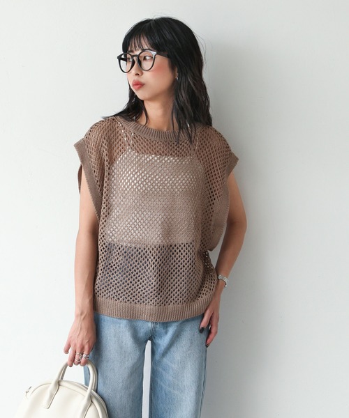 Chillfar（チルファー）の「ざっくり2wayニットベスト（ベスト・レディース・ブラック/アイボリー/カーキブラウン/ライトイエロー/グレイッシュベージュ・FREE）」の17枚目の写真