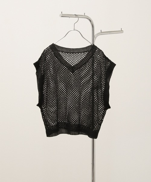 Chillfar（チルファー）の「ざっくり2wayニットベスト（ベスト・レディース・ブラック/アイボリー/カーキブラウン/ライトイエロー/グレイッシュベージュ・FREE）」の9枚目の写真