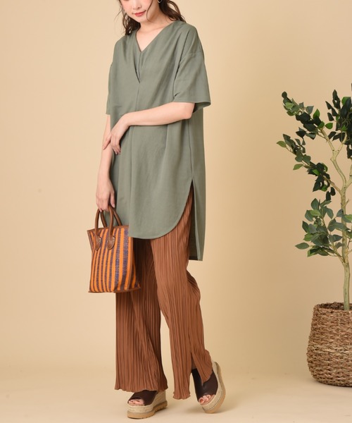 INTERPLANET（インタープラネット）の「トリコットフロントタックチュニック（Tシャツ/カットソー・レディース・カーキ/ブラック/イエロー・FREE）」の11枚目の写真