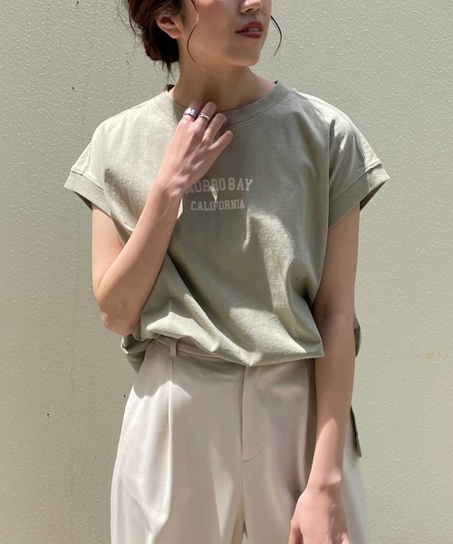 CAPRICIEUX LE'MAGE(カプリシューレマージュ)の「USコットンMORROBAY Tシャツ(Tシャツ/カットソー・レディース・オフホワイト/ブラック/カーキ・FREE)」の3枚目の写真