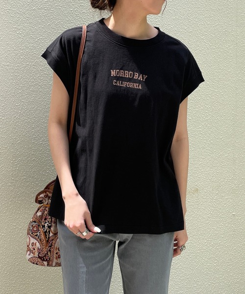 CAPRICIEUX LE'MAGE(カプリシューレマージュ)の「USコットンMORROBAY Tシャツ(Tシャツ/カットソー・レディース・オフホワイト/ブラック/カーキ・FREE)」の1枚目の写真