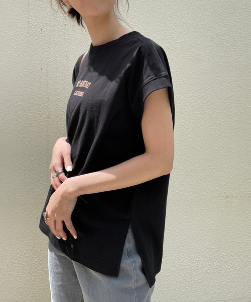 CAPRICIEUX LE'MAGE(カプリシューレマージュ)の「USコットンMORROBAY Tシャツ(Tシャツ/カットソー・レディース・オフホワイト/ブラック/カーキ・FREE)」の18枚目の写真