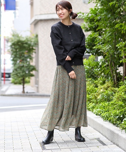 チチカカ（チチカカ）の「ベーシックコンチョニットカーディガン（カーディガン/ボレロ・レディース・ブラック/パープル/ピンク/グリーン・FREE）」の7枚目の写真