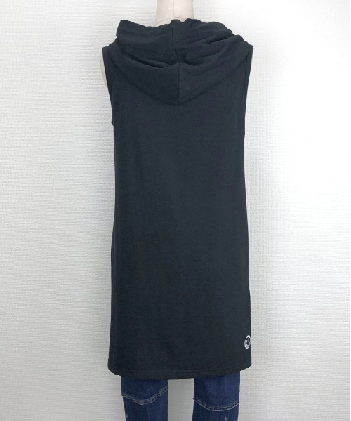 WORLD WIDE LOVE!(ワールドワイドラブ)の「インナーパーカータンク(タンクトップ・レディース・ブラック/グリーン/オフホワイト・1)」の13枚目の写真