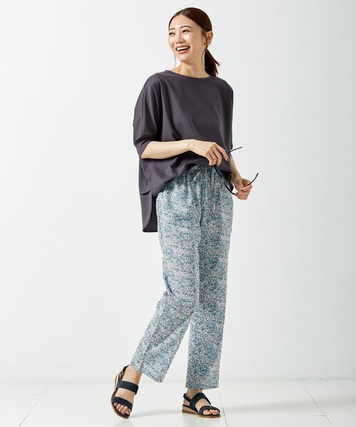 J.PRESS Ladies（J.プレス レディス）の「【洗える】EKIAN ポンチジャージー カットソー（Tシャツ/カットソー・レディース・グレー系/ネイビー系/ワイン系/スモーキーグリーン系・SMALL）」の9枚目の写真