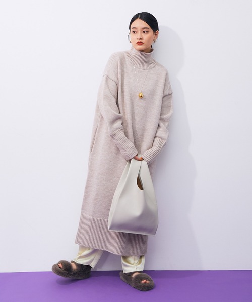 ADAM ET ROPE'（アダムエロペ）の「エコファースライダーサンダル（サンダル・レディース・チャコールグレー/ブラック・38/39/36/37）」の3枚目の写真