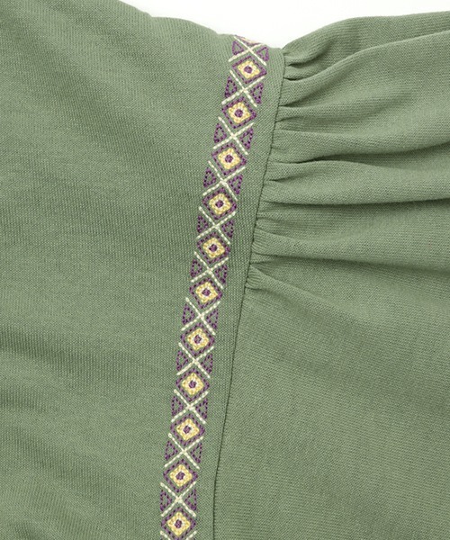 チチカカ（チチカカ）の「袖ライン刺繍トップス（Tシャツ/カットソー・レディース・ブラック/オフホワイト/カーキ・FREE）」の20枚目の写真