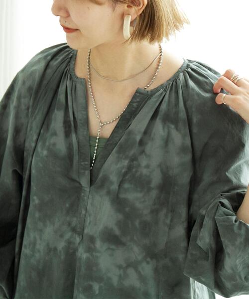 coen(コーエン)の「タイダイ染めロングワンピース(ワンピース・レディース・ダークグレー/ベージュ・FREE)」の4枚目の写真