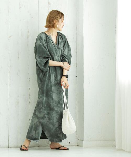 coen(コーエン)の「タイダイ染めロングワンピース(ワンピース・レディース・ダークグレー/ベージュ・FREE)」の8枚目の写真