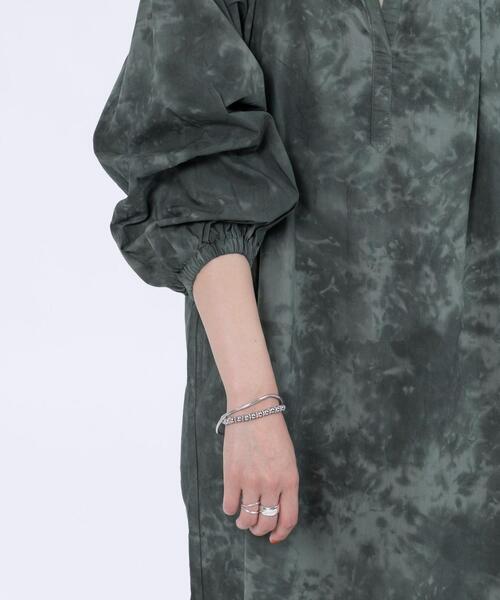 coen(コーエン)の「タイダイ染めロングワンピース(ワンピース・レディース・ダークグレー/ベージュ・FREE)」の15枚目の写真