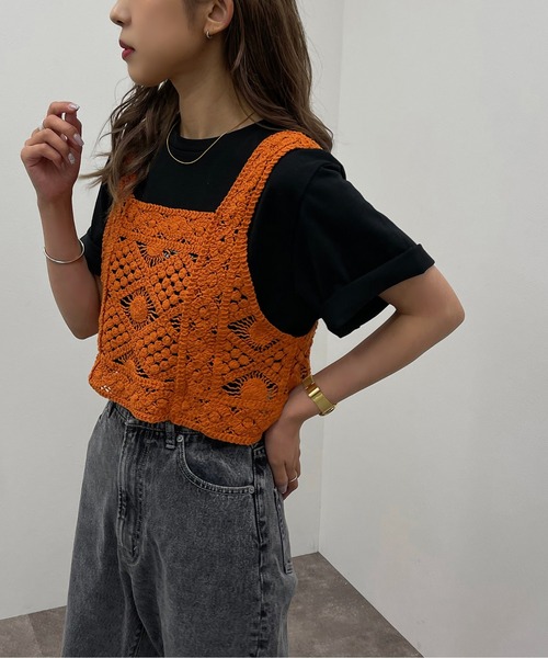 apres jour mignon(アプレジュールミニョン)の「かぎ針ライクビスチェ【ZOZOTOWN限定アイテム】(ベスト・レディース・ナチュラル/ブラック/オレンジ/グリーン・フリー)」の4枚目の写真