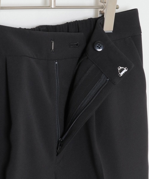 IKKA LOUNGE(イッカラウンジ)の「テーパードパンツ2(セットアップ)(スラックス・レディース・ブラック/ベージュ・M/L)」の8枚目の写真