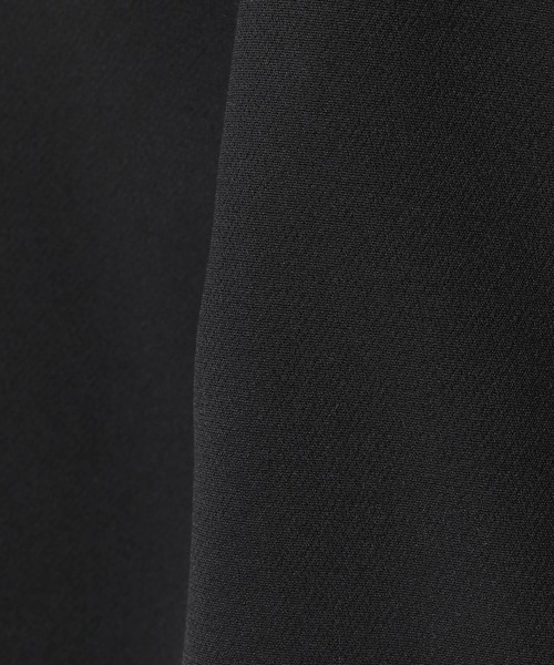 IKKA LOUNGE(イッカラウンジ)の「テーパードパンツ2(セットアップ)(スラックス・レディース・ブラック/ベージュ・M/L)」の4枚目の写真