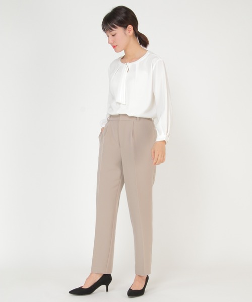 IKKA LOUNGE(イッカラウンジ)の「テーパードパンツ2(セットアップ)(スラックス・レディース・ブラック/ベージュ・M/L)」の20枚目の写真