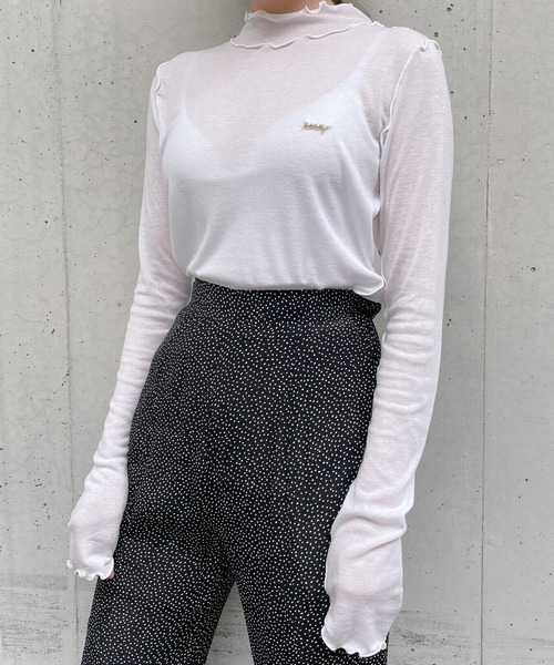 lilLilly(リルリリー)の「シースルーハイネックトップス(Tシャツ/カットソー・レディース・ホワイト/ブラック/ピンク/ブルー・FREE)」の2枚目の写真