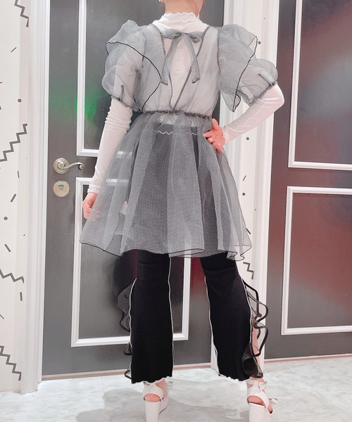 lilLilly(リルリリー)の「シースルーハイネックトップス(Tシャツ/カットソー・レディース・ホワイト/ブラック/ピンク/ブルー・FREE)」の15枚目の写真