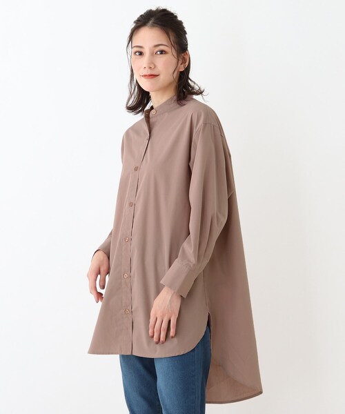 SHOO・LA・RUE(シューラルー)の「◆シンプルバンドカラーシャツ(シャツ/ブラウス・レディース・ダークブラウン/ライトベージュ/ホワイト系/ピンク系・02/03/04)」の4枚目の写真
