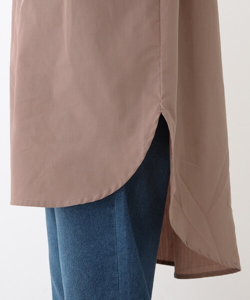 SHOO・LA・RUE(シューラルー)の「◆シンプルバンドカラーシャツ(シャツ/ブラウス・レディース・ダークブラウン/ライトベージュ/ホワイト系/ピンク系・02/03/04)」の10枚目の写真